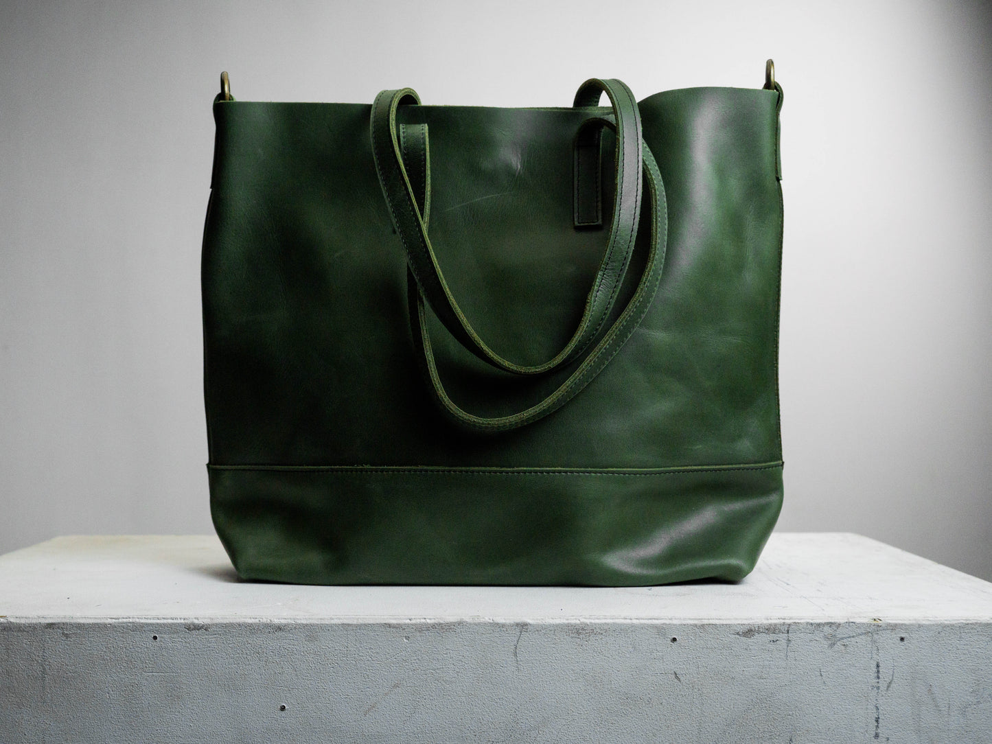 Abay Classic Tote